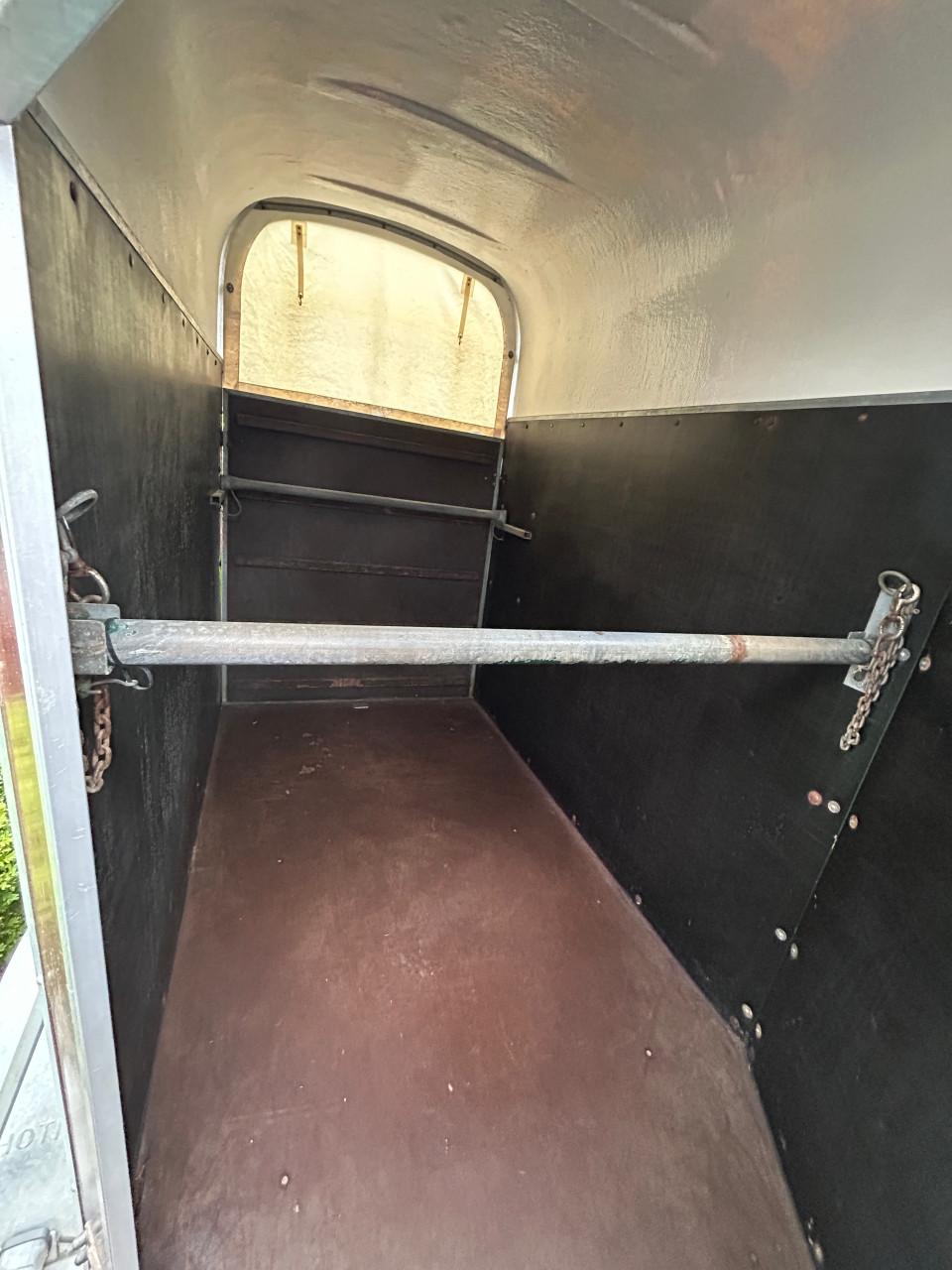 Paardentrailer in goede staat