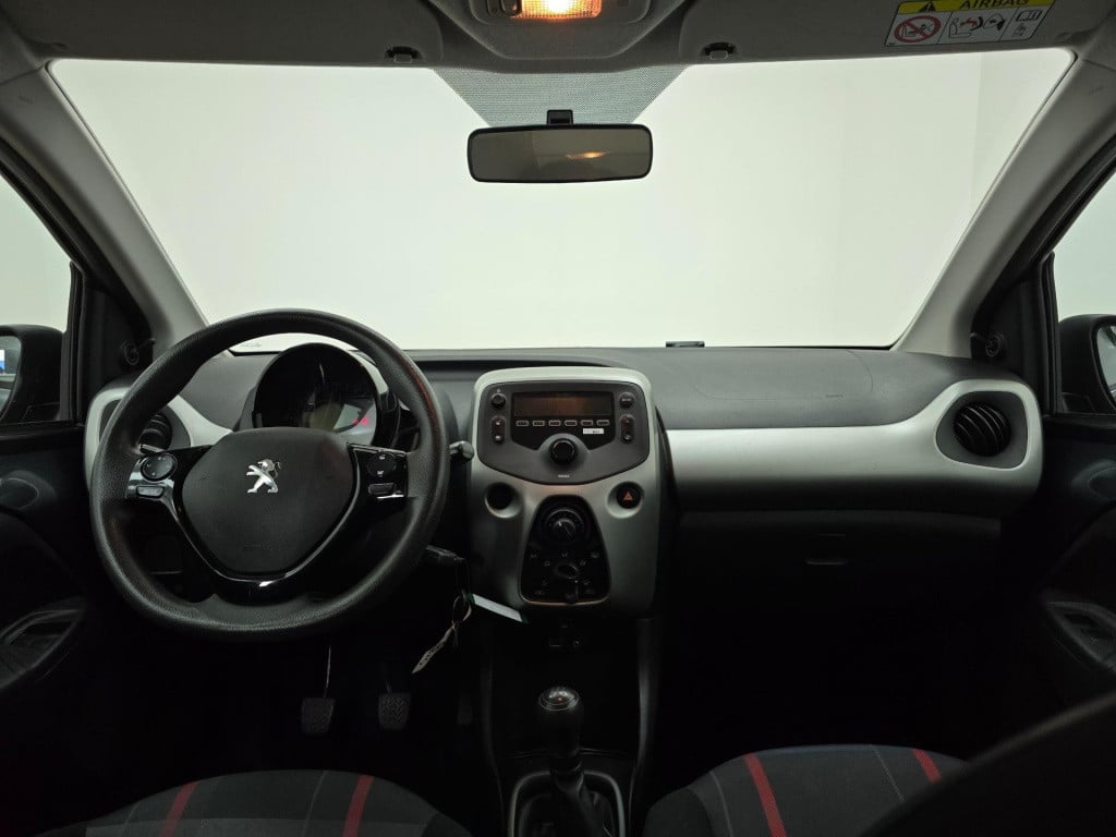 Peugeot 108 occasion 1.0 e-vti active met airco en antracietgrijs qua kleur
