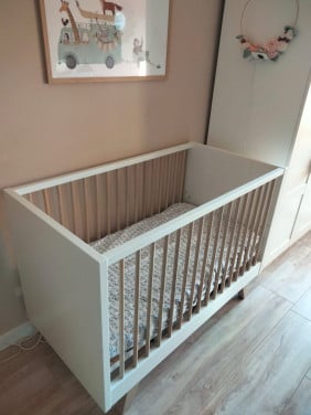 Kidsmill ledikant/peuterbed Lars evt met matras.