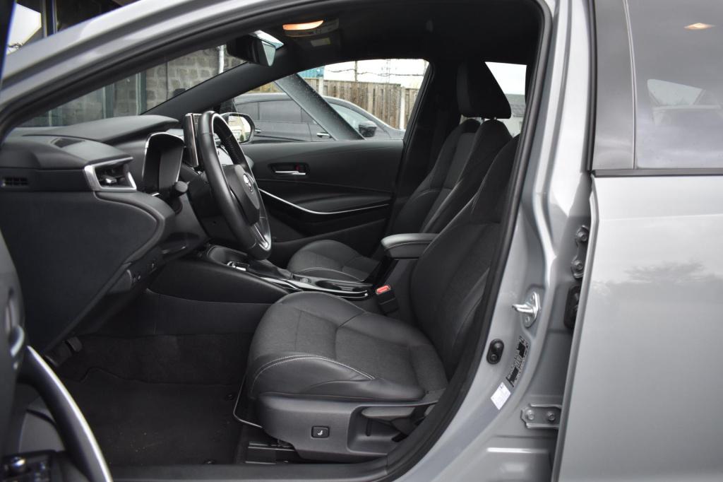 Toyota Corolla Touring Sports 1.8 hybrid dynamic | camera | stoelverwarming