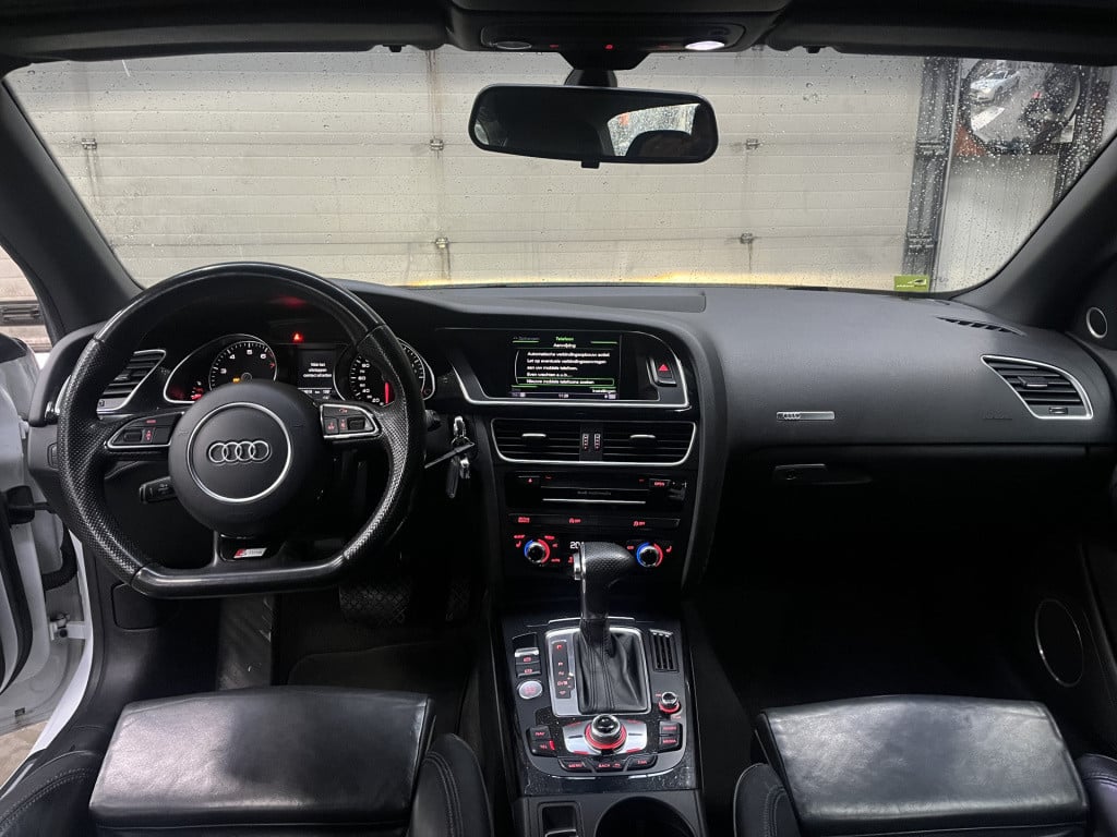 Audi A5 cabriolet 1.8 tfsi automaat s-line | leer | 19'' | nekverwarming