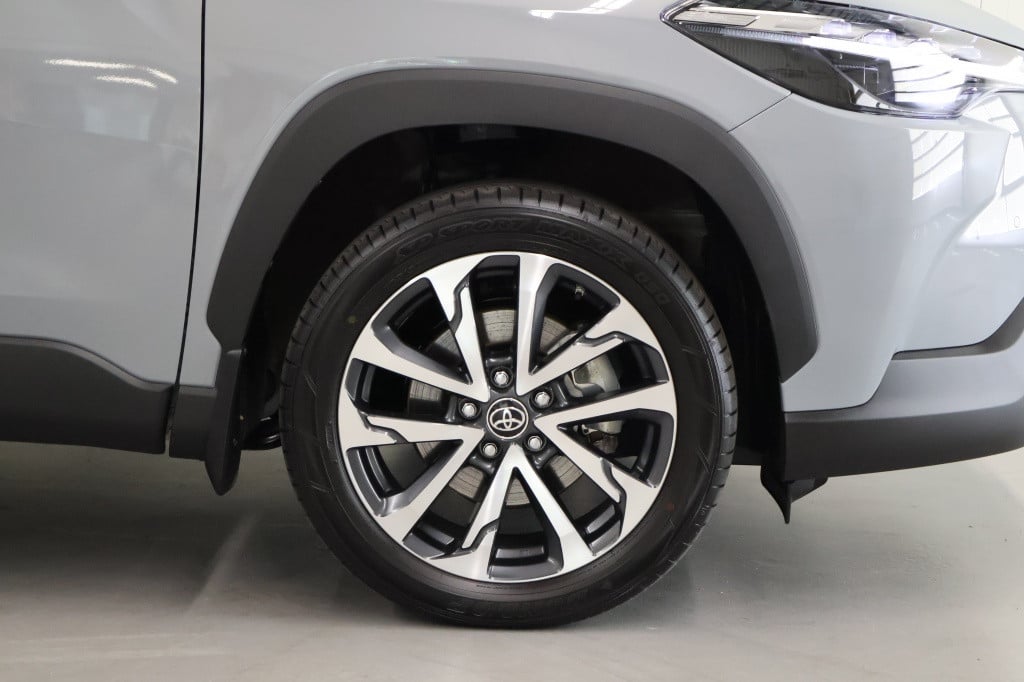 Toyota Corolla Cross hybrid 140 style