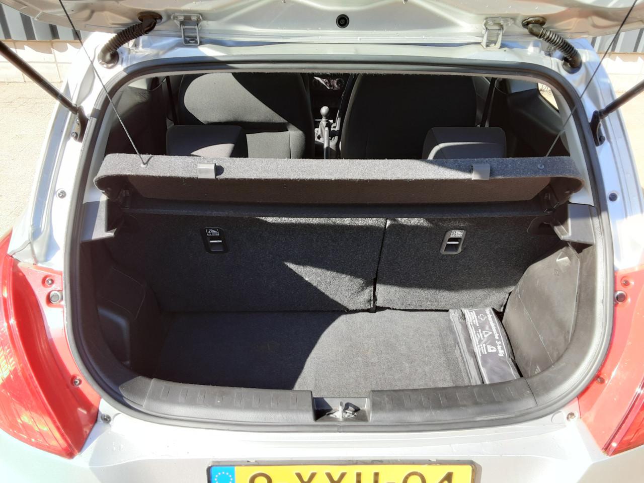 Suzuki Swift 1.2 Base EASSS ** 4950 EURO ** apk 17-12-2026