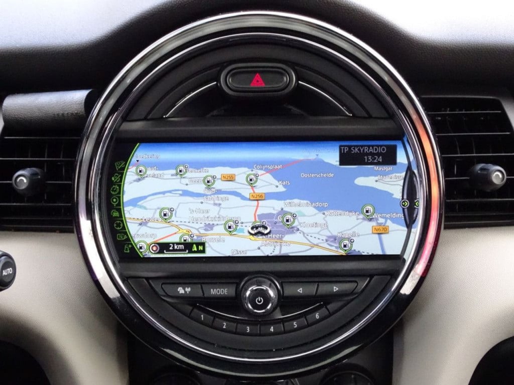 Mini Cooper mini 2.0 chili pano | led | navi | bluetooth