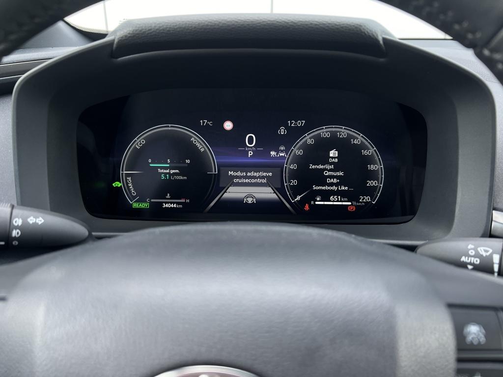 Toyota C-hr 1.8 hybrid 140 dyn