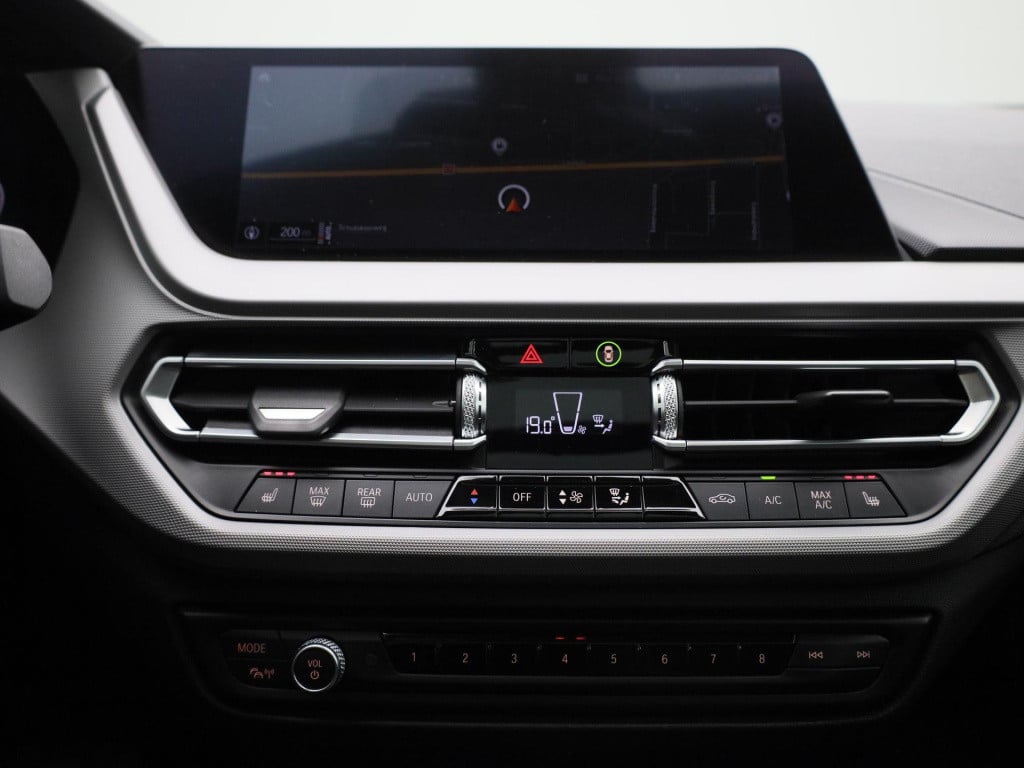 BMW 2-serie gran coupé 218i executive | automaat | apple carplay / android 
