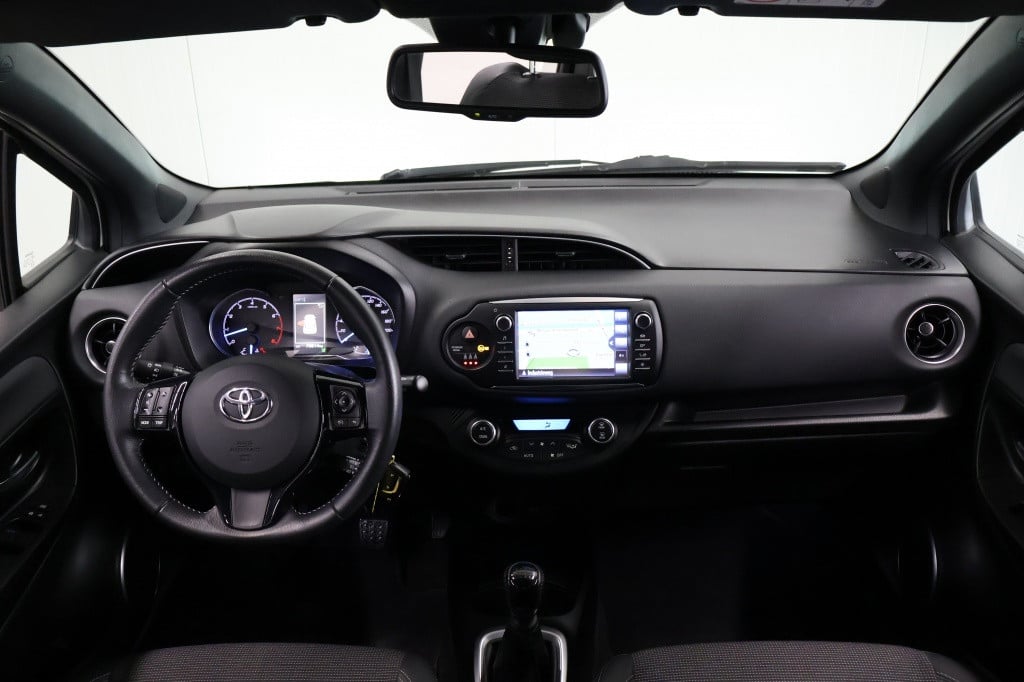 Toyota Yaris 1.5 vvt-i executive