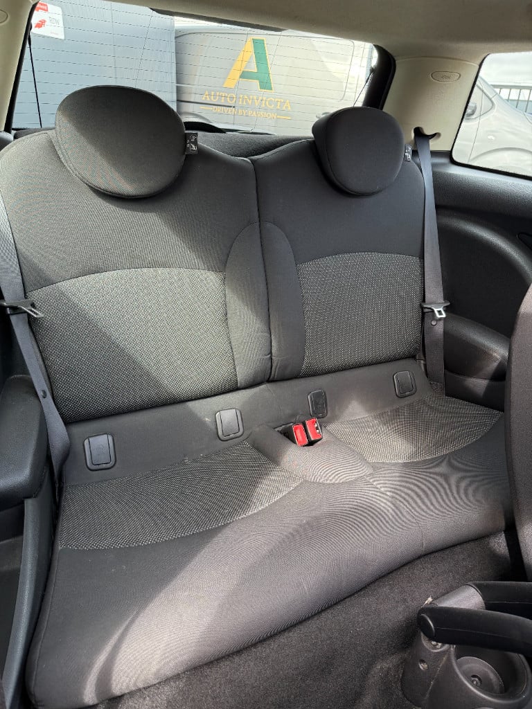 Mini One 1.6 malist - pano - nieuwe koppeling