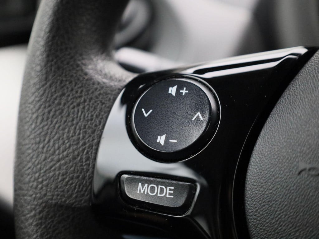 Peugeot 108 1.0 e-vti active | led dagrijverlichting | dab+ | bluetooth | s