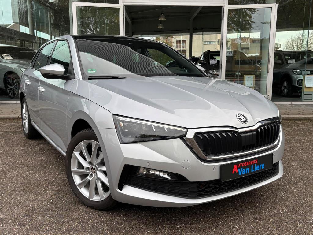 Skoda Scala 1.0 tsi 110pk sport business| carplay|panodak|17"lm| rijklaarpr