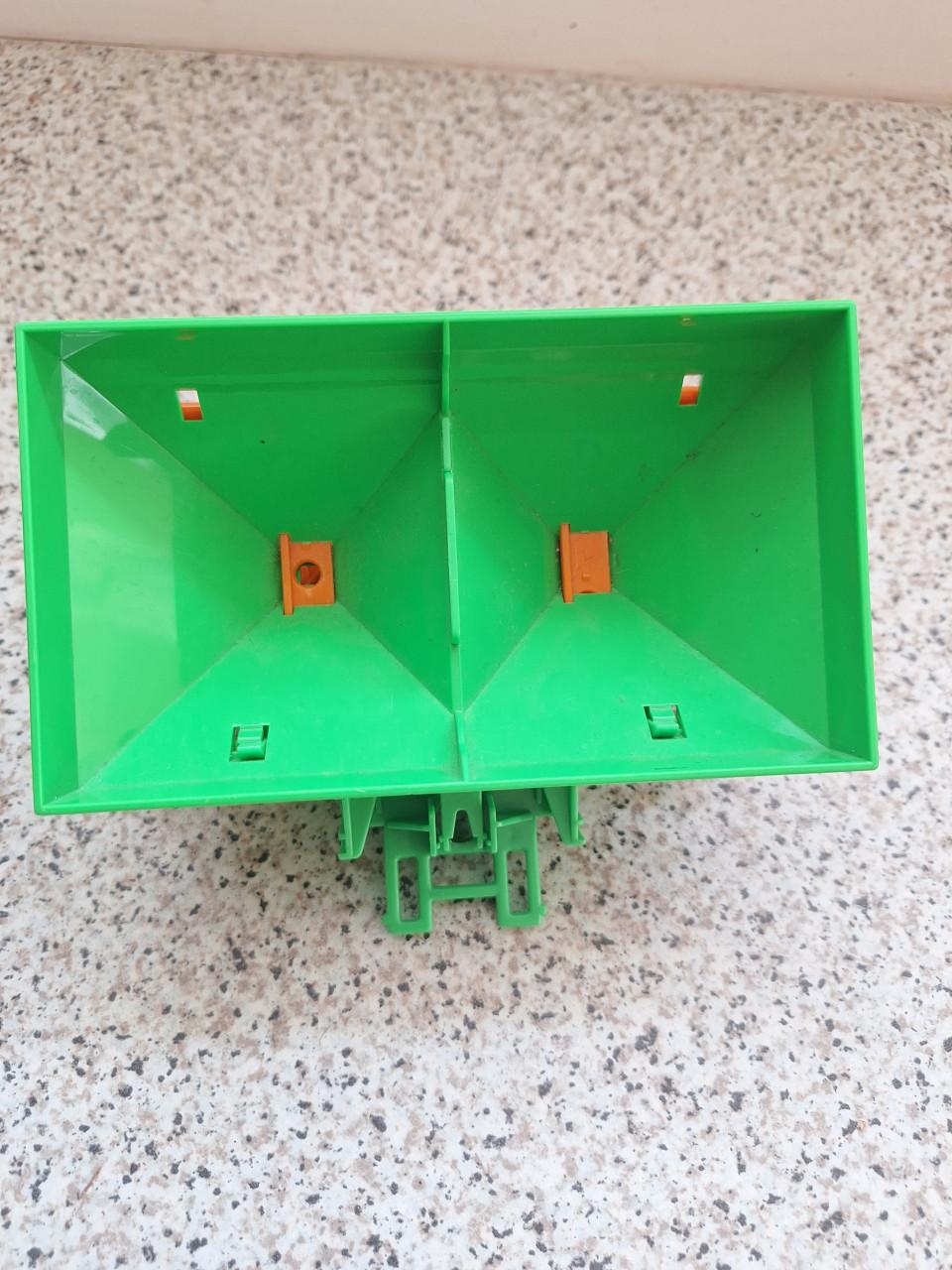 Bruder Amazone kunstmeststrooier