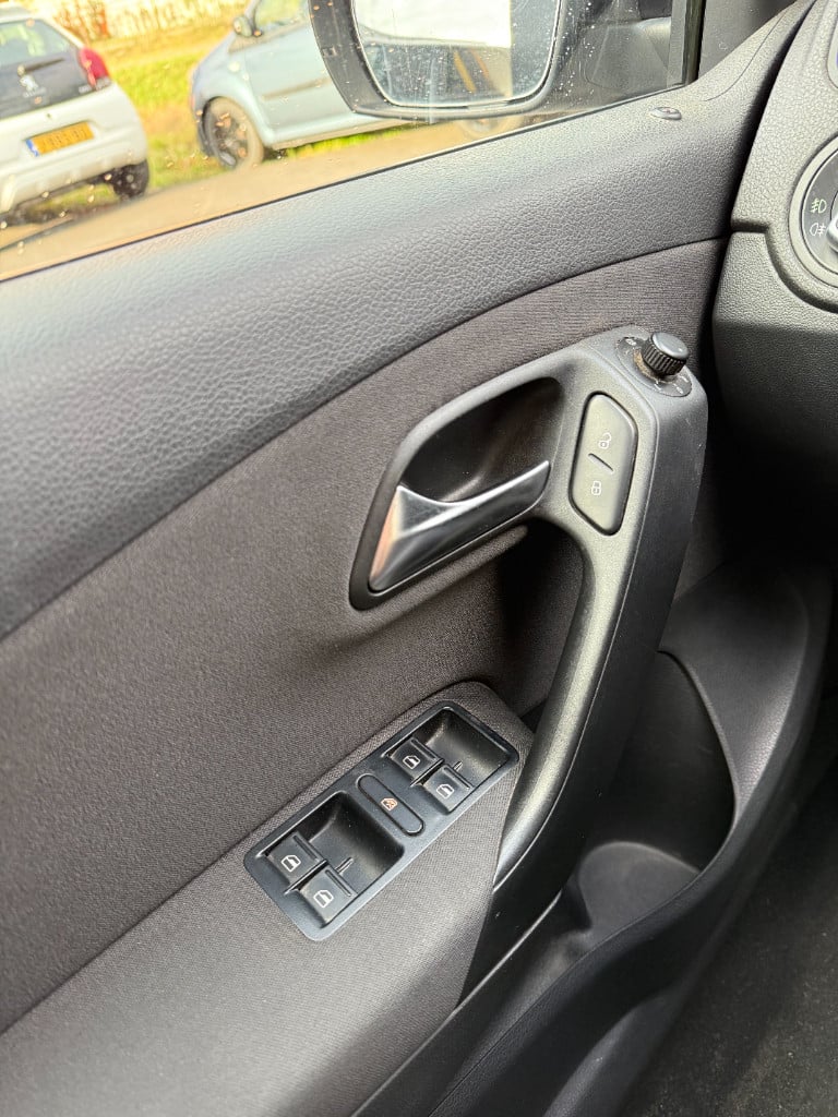 Volkswagen Polo 1.2 tsi - bluemotion - highline - nieuwe ketting!
