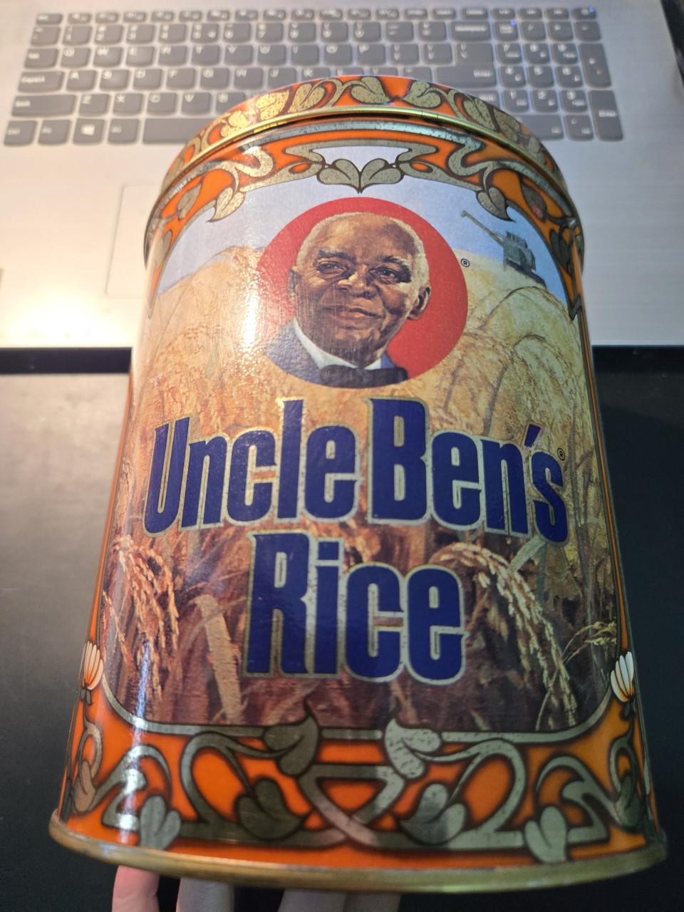 Vintage cilindrisch blik van Uncle Ben's Rice