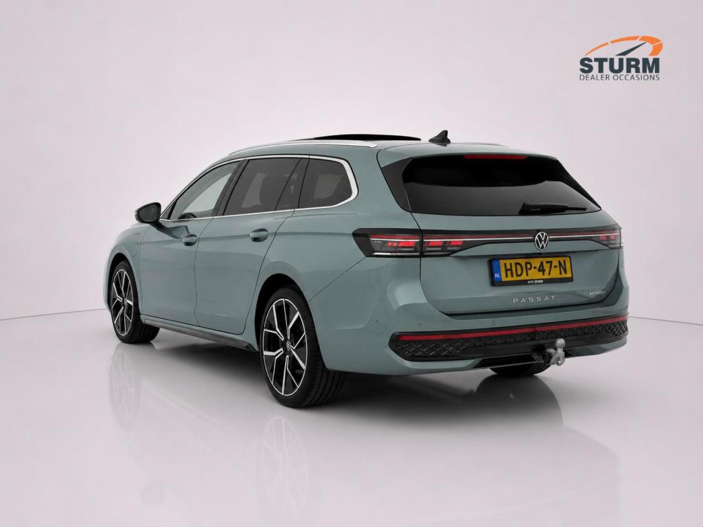 Volkswagen Passat variant 1.5 ehybrid r-line edition nl-auto, soh 97% volle