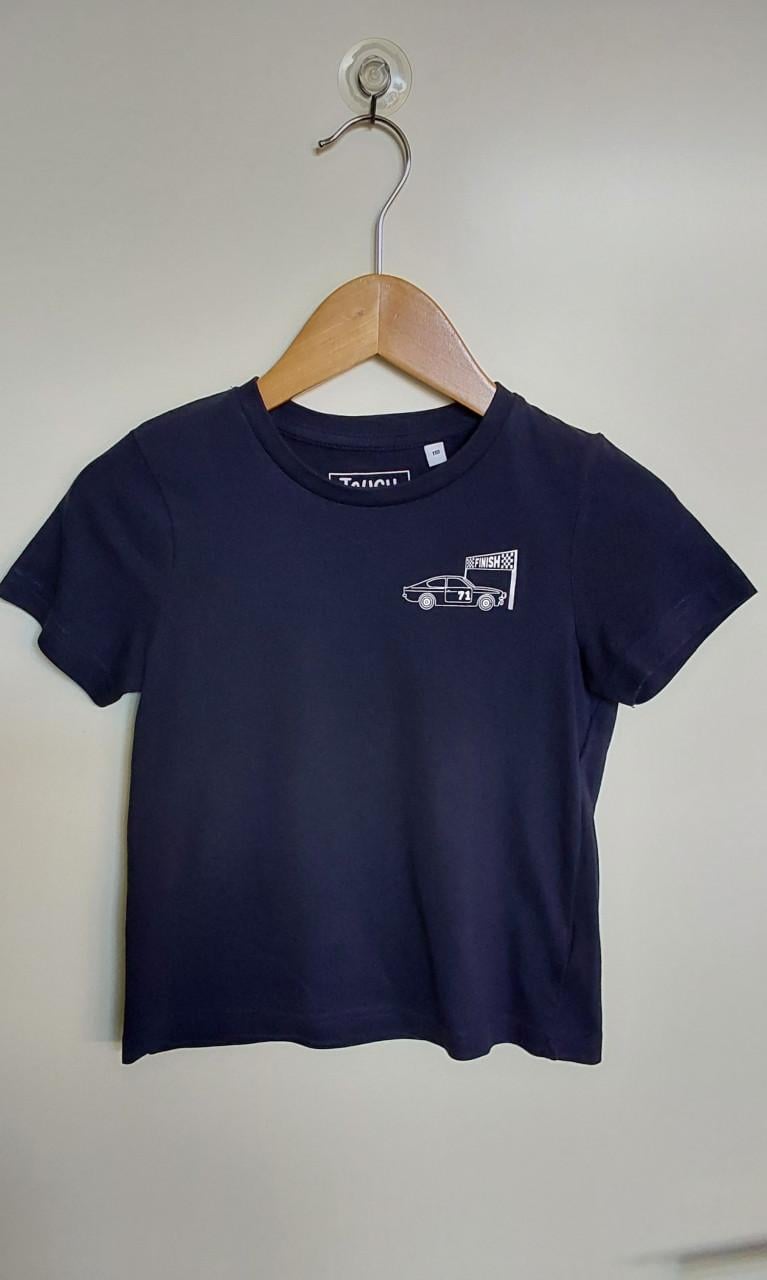 T-shirt van het merk C&A in maat 110