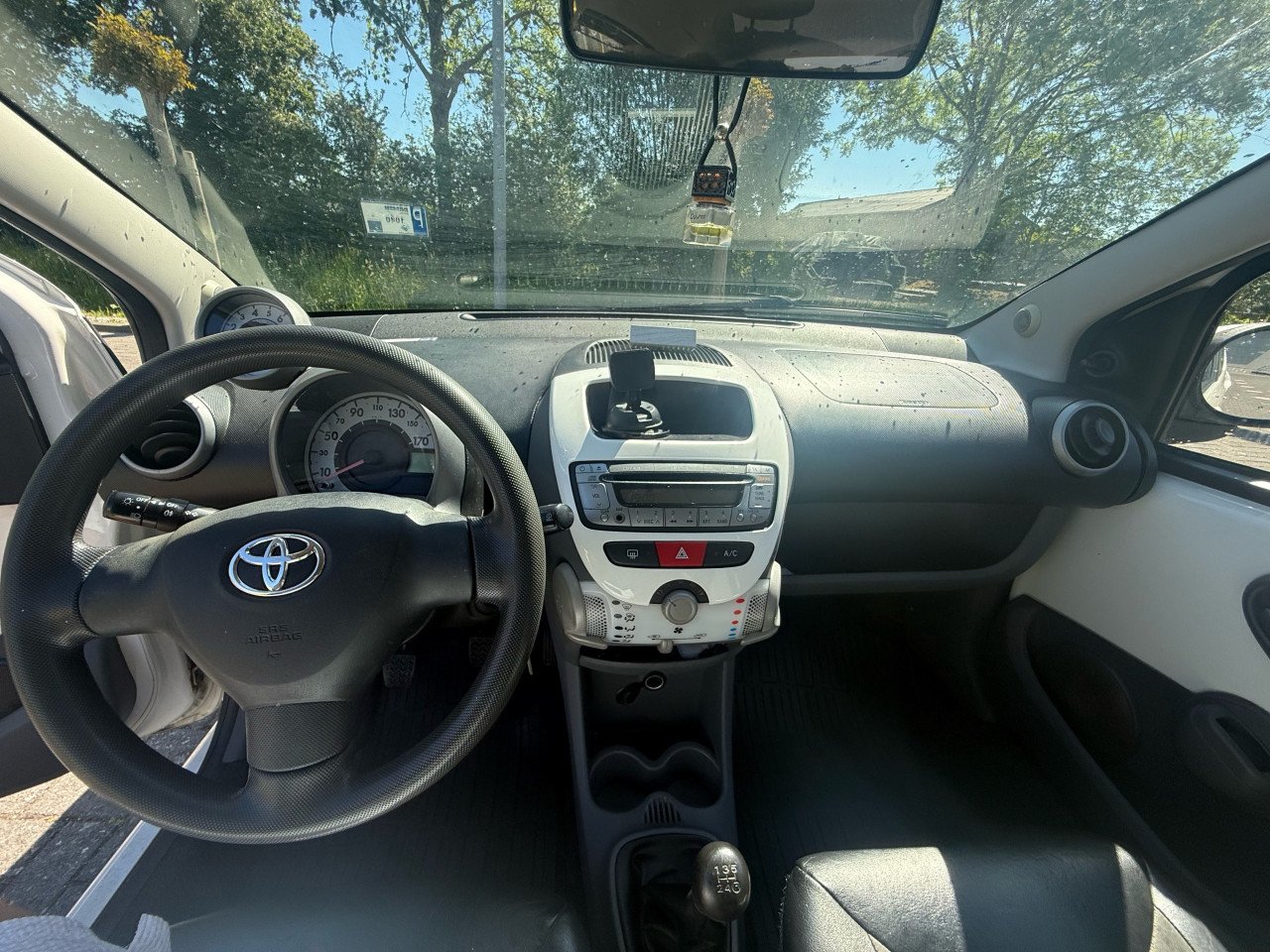 Toyota Aygo Alcantara model 1.0 / 5 DRS nieuwe APK