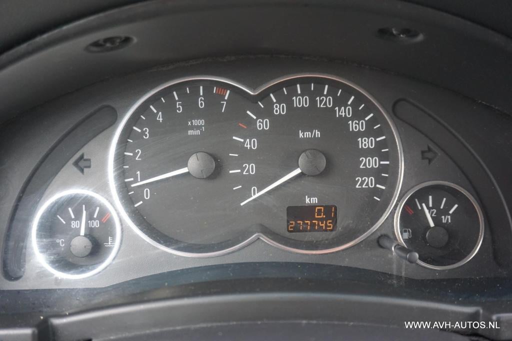 Opel Meriva 1.6-16v cosmo