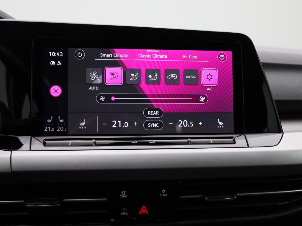 Volkswagen Golf 1.0 etsi life | automaat | stoel - stuur verwarming | navig