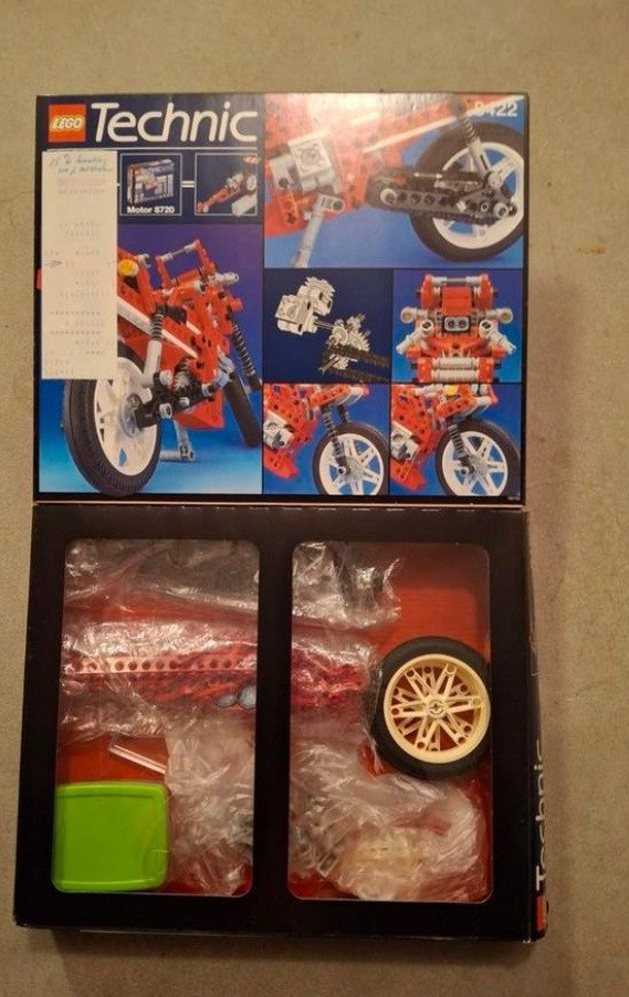 Lego Technic 8422 Motor in originele doos