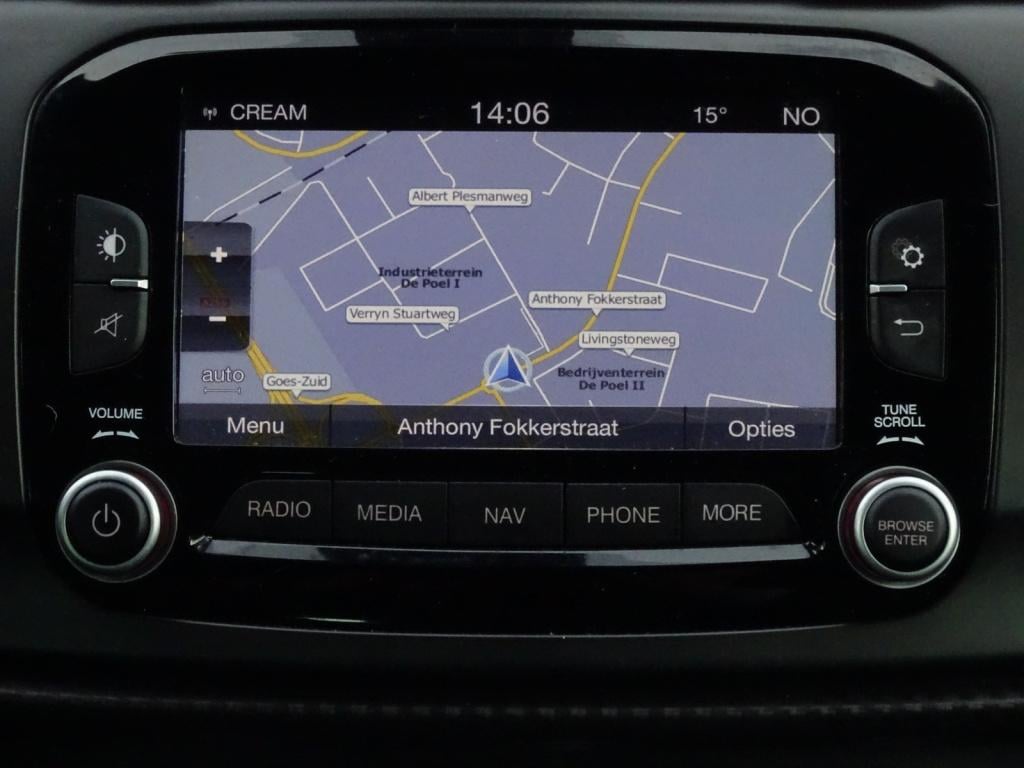 Alfa Romeo Giulietta 1.4 t distinctive | navi | 18"