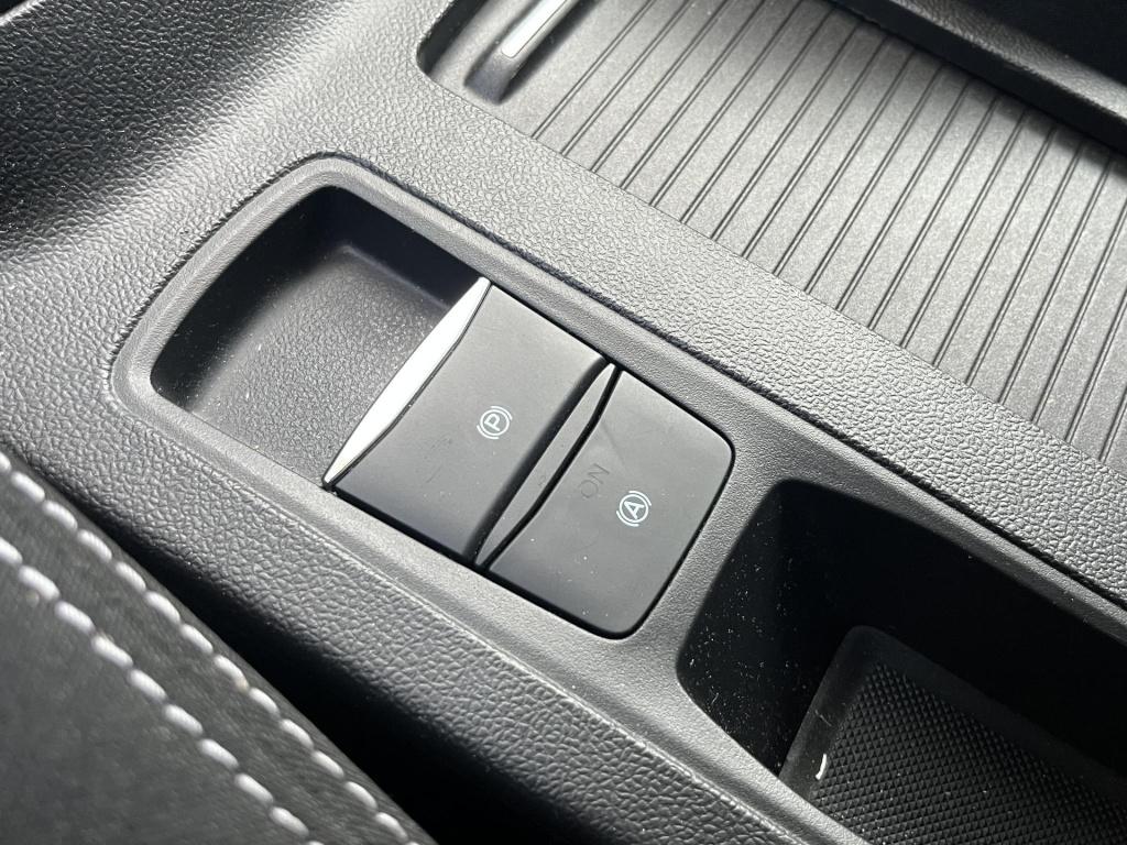 Ford Focus 1.0 ecoboost hybrid titanium x | demo | adaptive cruise control 