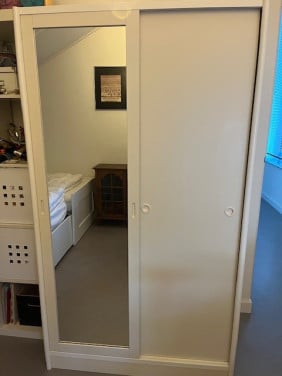 Schuifdeurkast