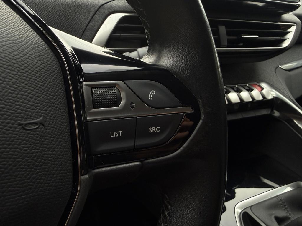 Peugeot 3008 1.2 puretech allure