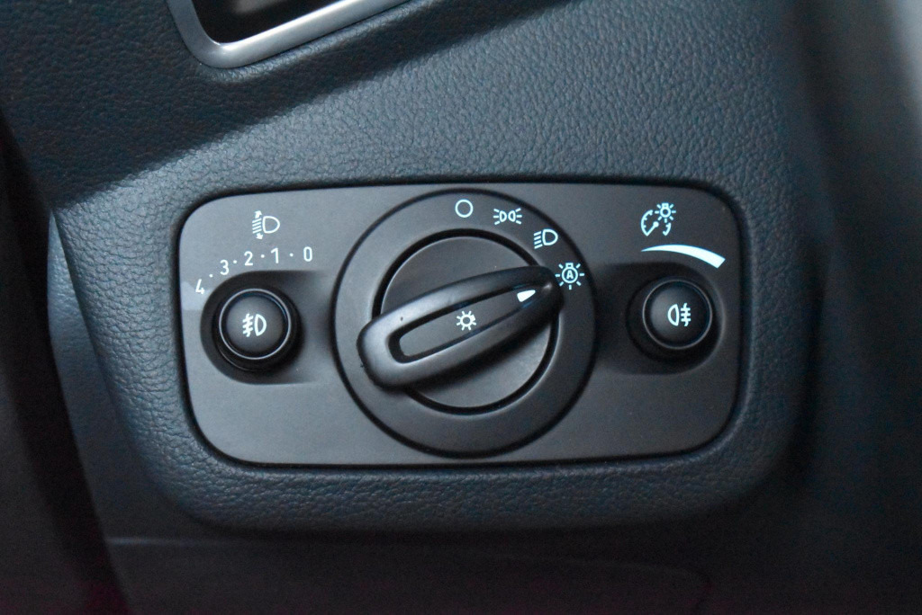 Ford C-max 1.0 edition plus 125 pk - autom. inparkeren - voorruitverwarming