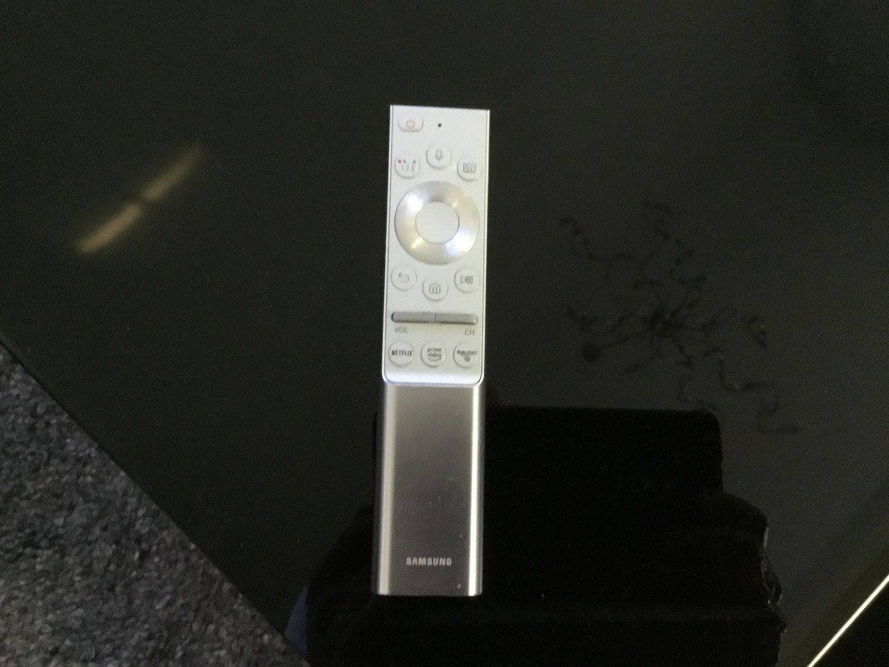 Te koop Samsung 8K 75 inch QLED TV.