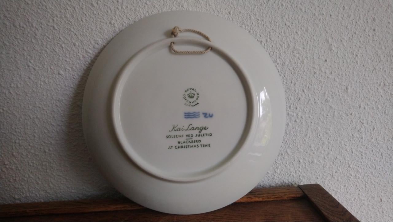 Royal Copenhagen wandbord kerst 1966 Blackbird at Christmas Time