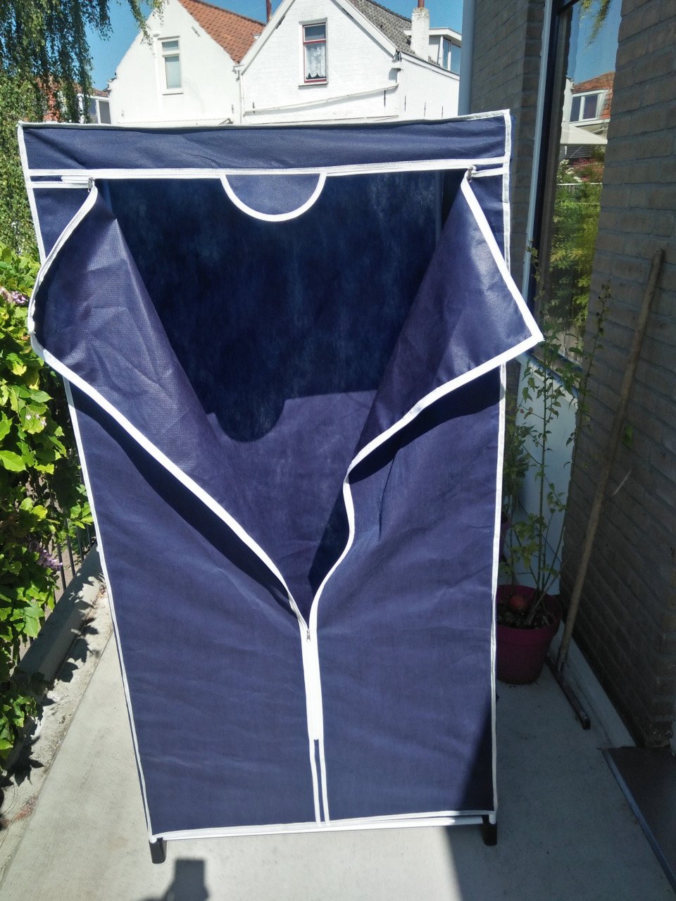 Stoffen hangkast kleding