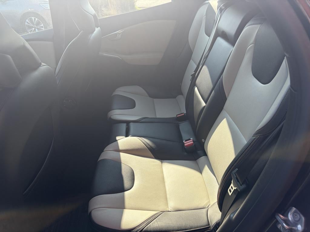 Volvo V40 cross country 1.5 t3 nordic+