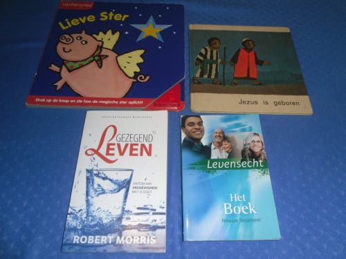 HET BOEK + KERSTBOEKJES