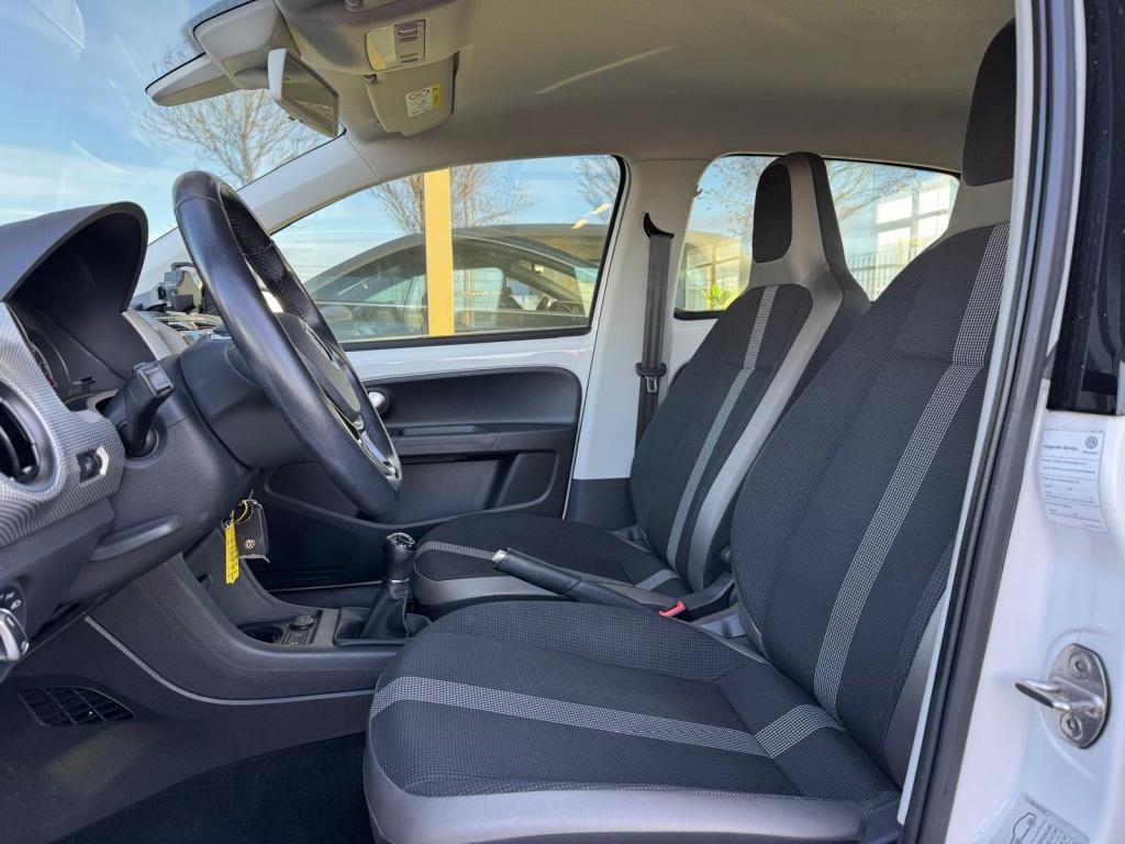 Volkswagen UP! 1.0 bmt high up!