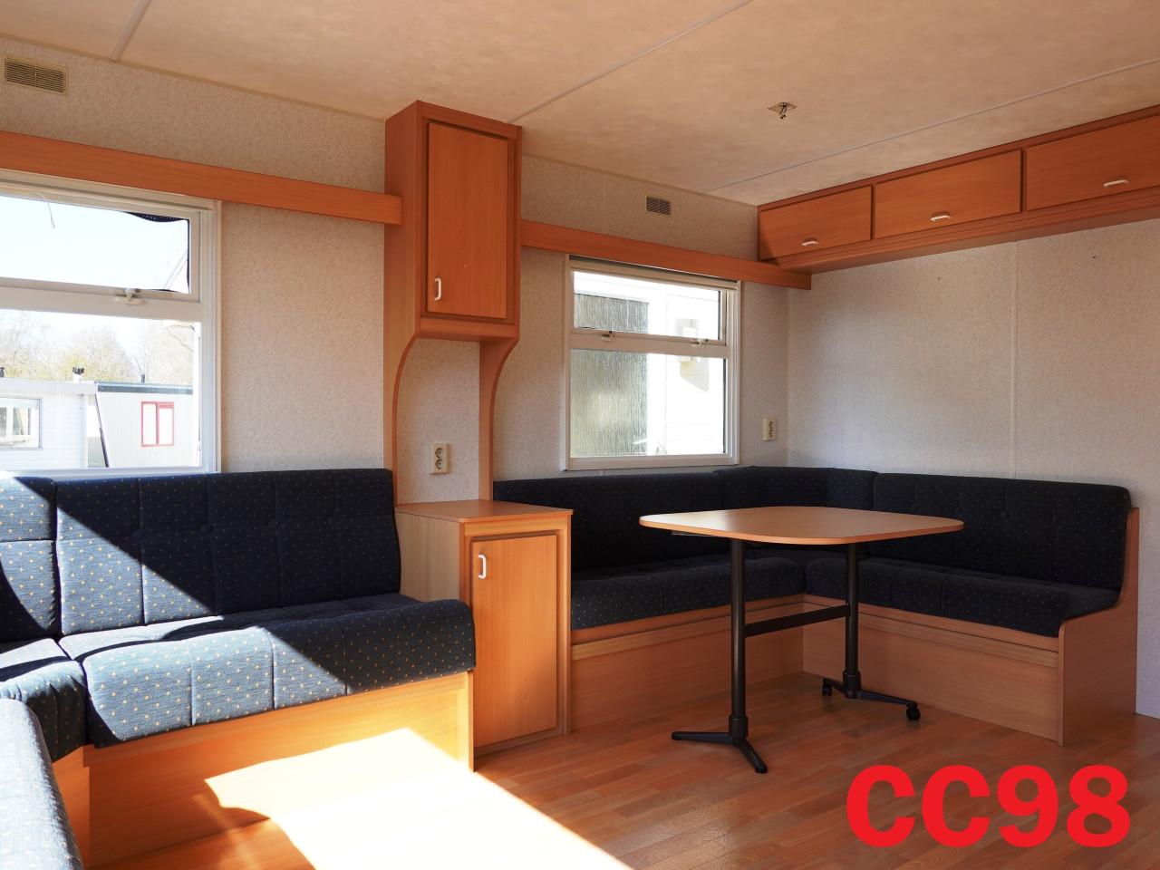 Keurig chalet met 2 slaapkamers, extra stahoogte en dubbel glas te koop