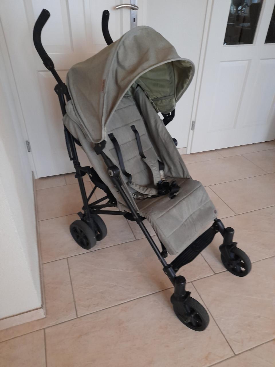 Topmark buggy (in goede staat )