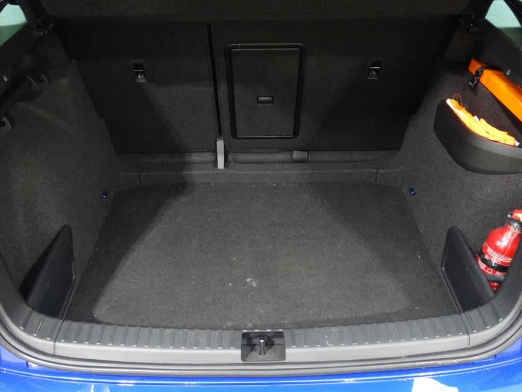 Skoda Karoq 1.5 tsi act greentech 150pk dsg-7 sportline business