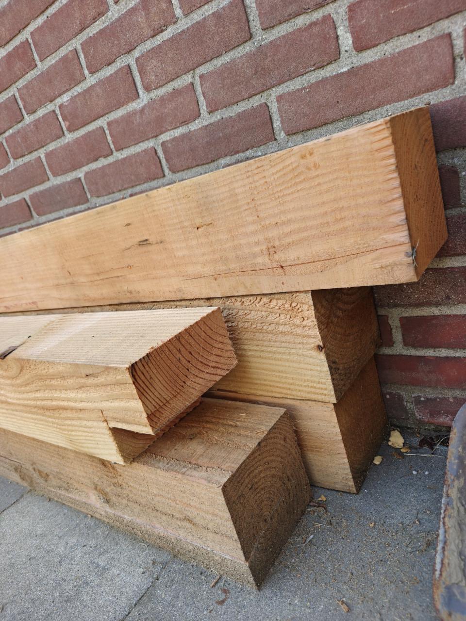 Douglas Hout Balken 15x15cm - 3m en 2,5m