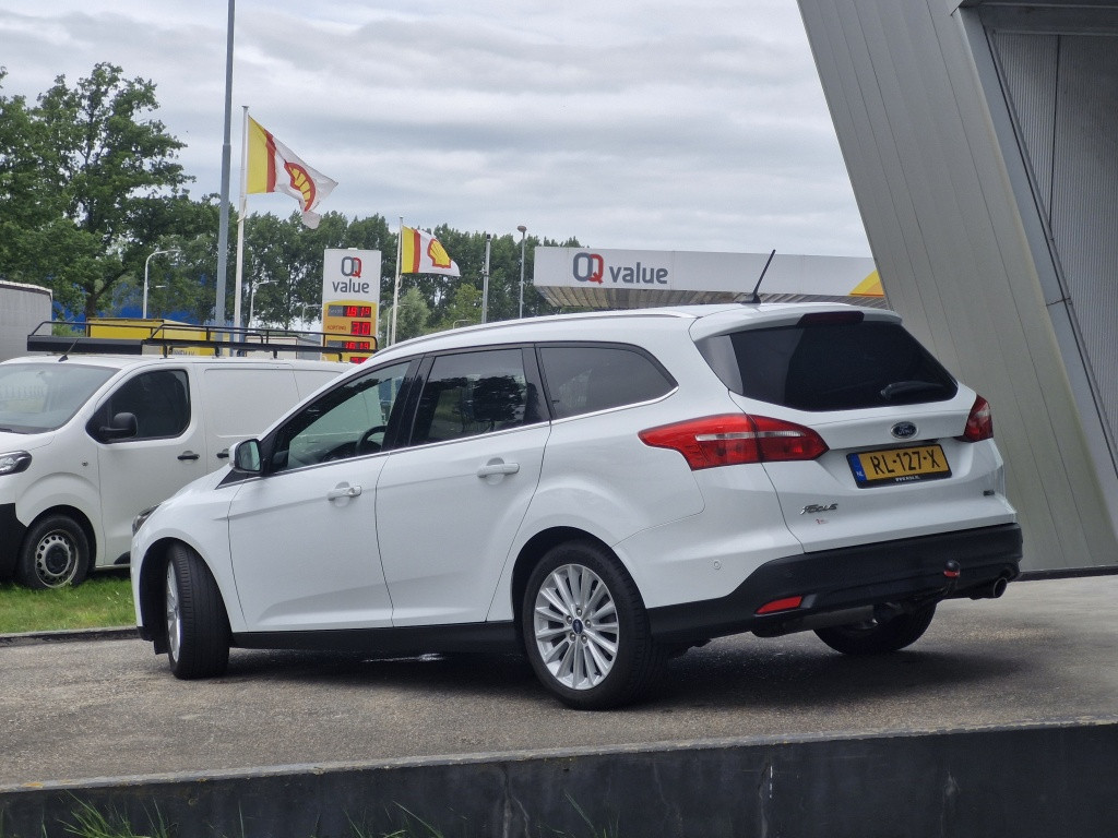 Ford Focus wagon 1.5 titanium