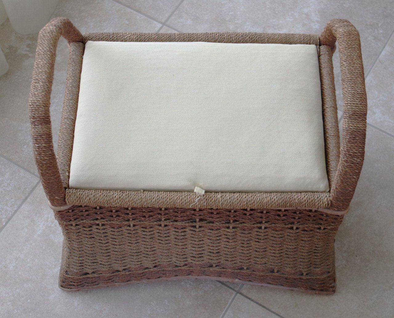 VIntage (touw )opbergmand tevens zitplaats