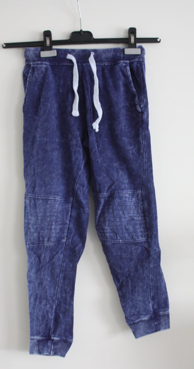 Blauwe jeans  joggngsbroek maat 134-140