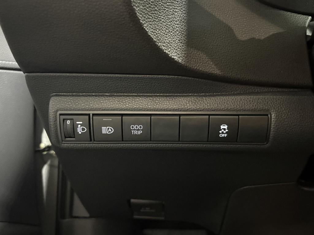 Toyota Corolla Touring Sports hybrid 140 active | demo |