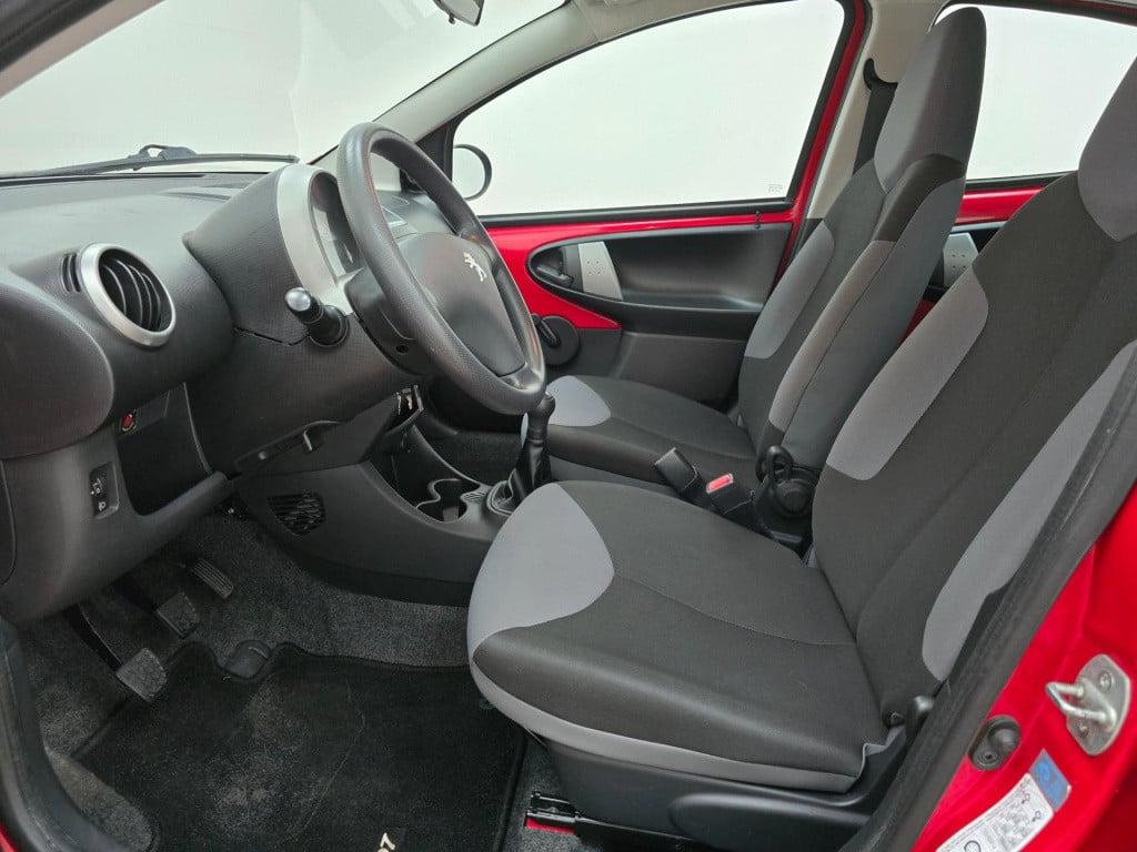 Peugeot 107 occasion 1.0 access accent met airco en 5 deurs uitvoering | tr
