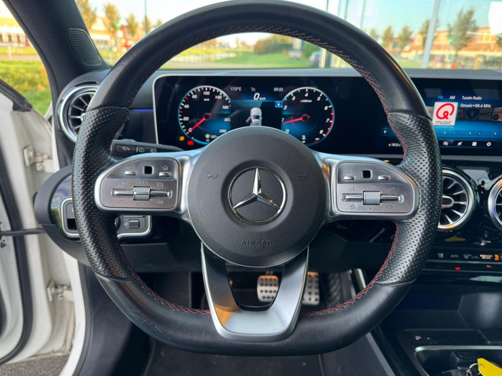 Mercedes-Benz A-Klasse 180 business solution amg night-pakket , sfeer verli