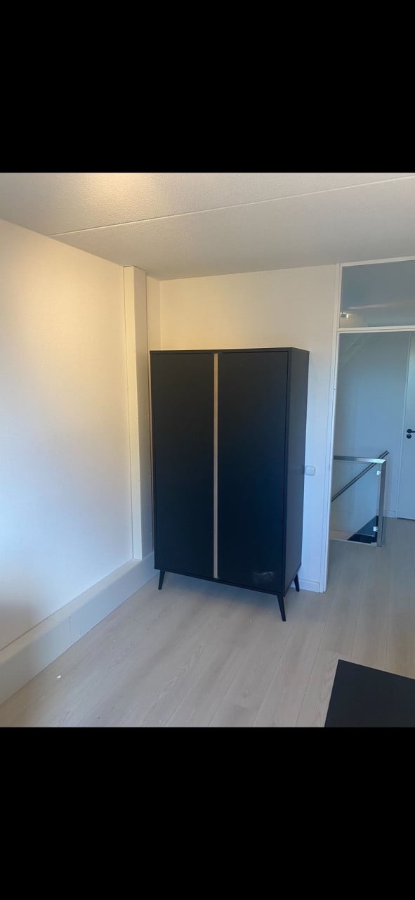 Complete babykamer set (commode, ledikant en kast)