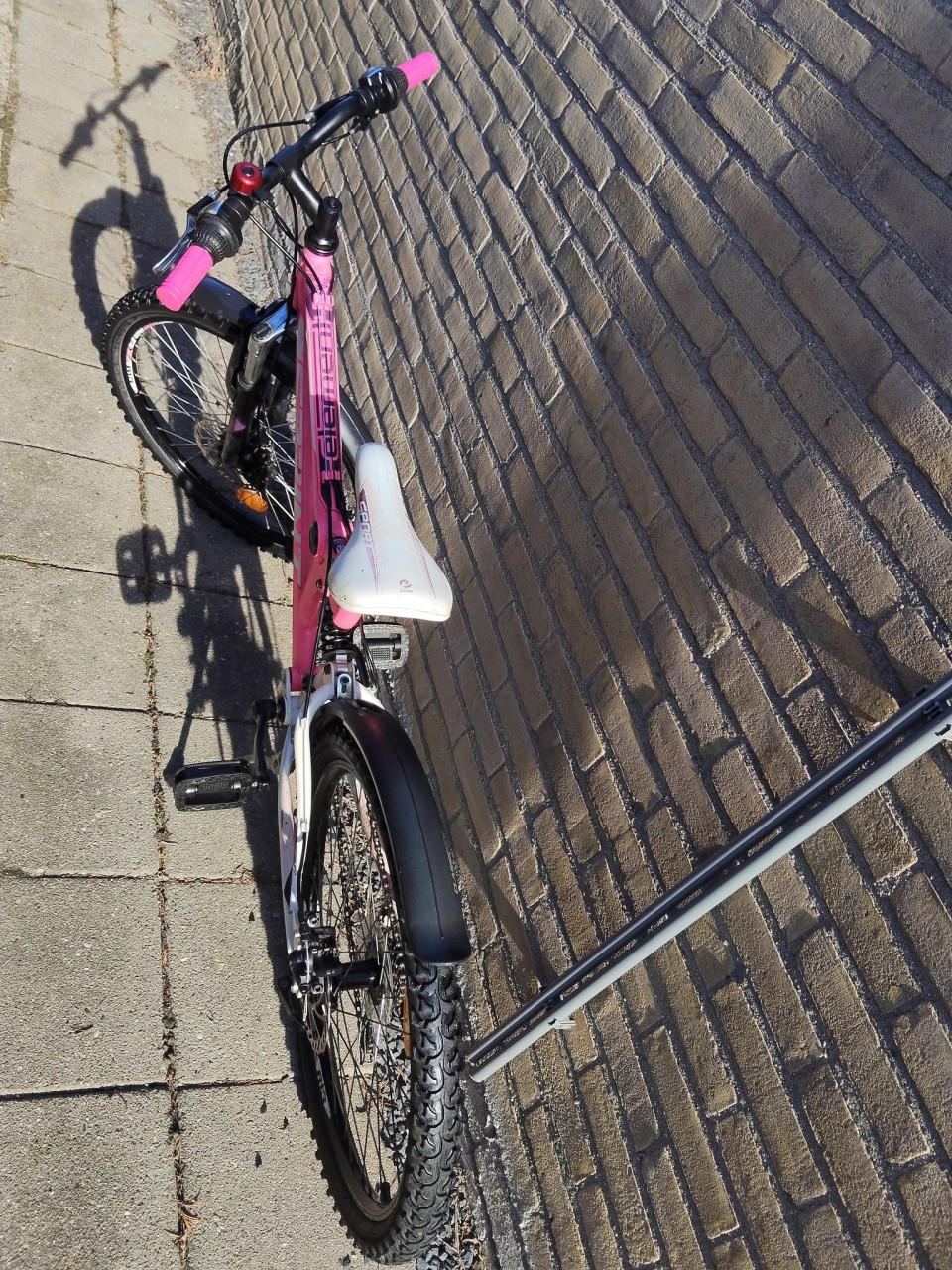 Te koop 24 inch meisjes mountainbike