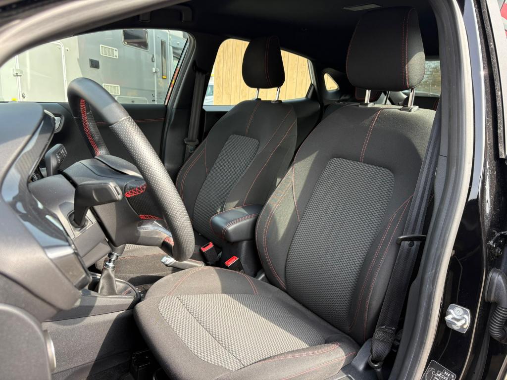 Ford Puma 1.0 ecoboost hybrid st-line