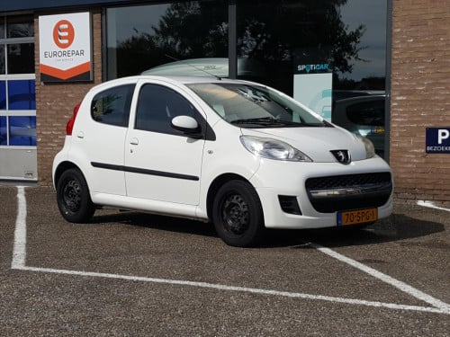 Peugeot 107 1.0 12v 68pk 5d xs airco | radio & cd-speler | lage km-stand | 