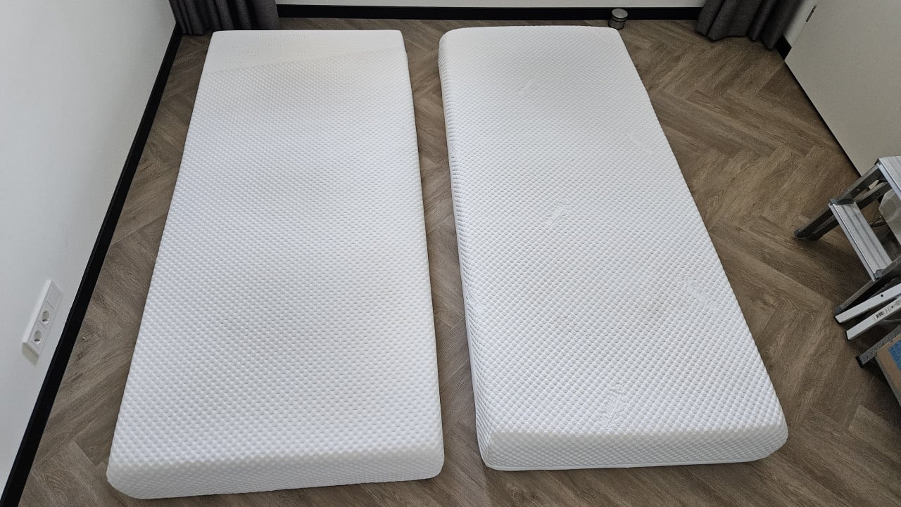 TEMPUR matras 2X ( serie CLOUD, 22 cm dik )