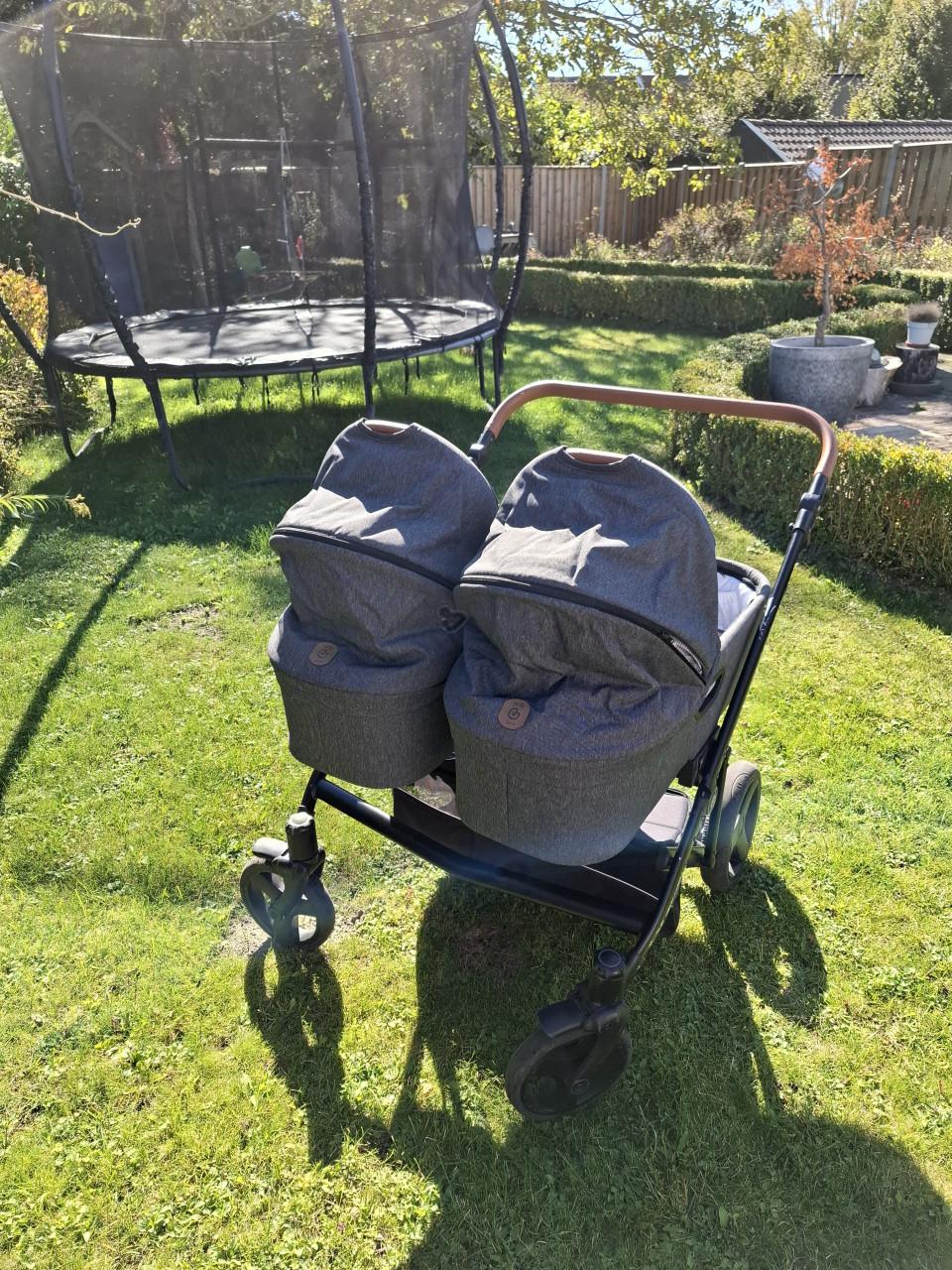 Duo kinderwagen - merk: JEDO, zeer netjes!